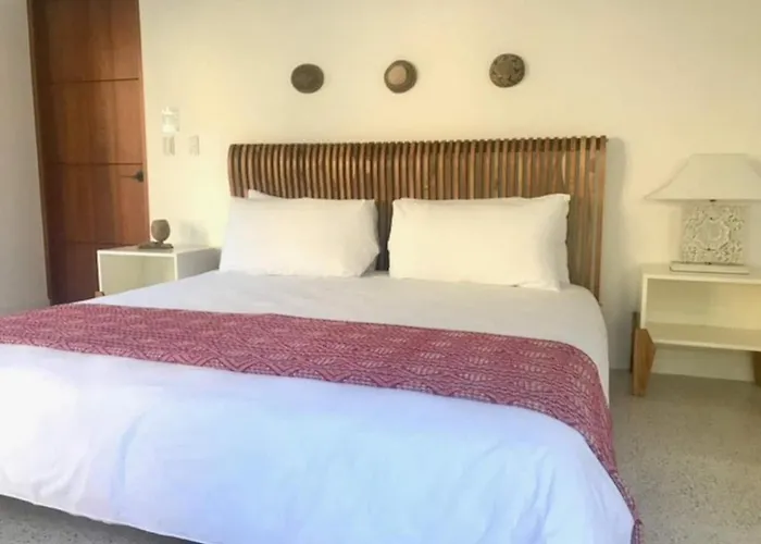 Guest house Blue Iguana - Red Room *